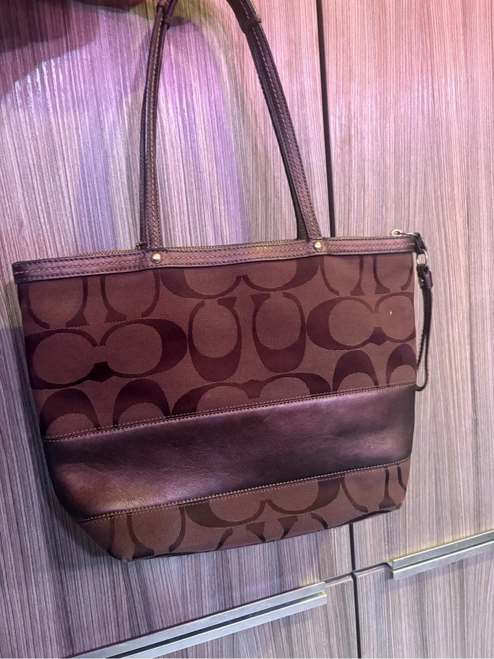 Coach tote deep